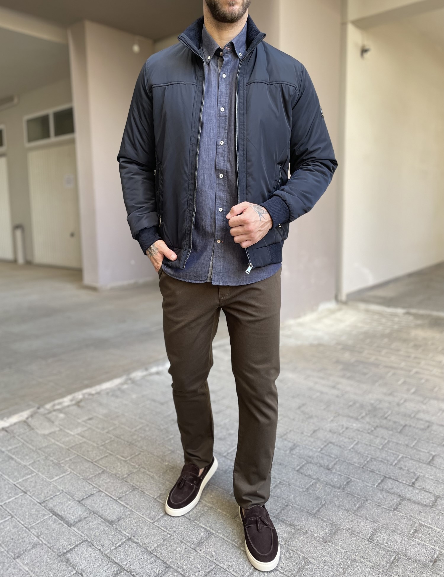 Ανδρικό μπλε μπουφάν με γιακά και λάστιχο HM264044B φωτογραφία